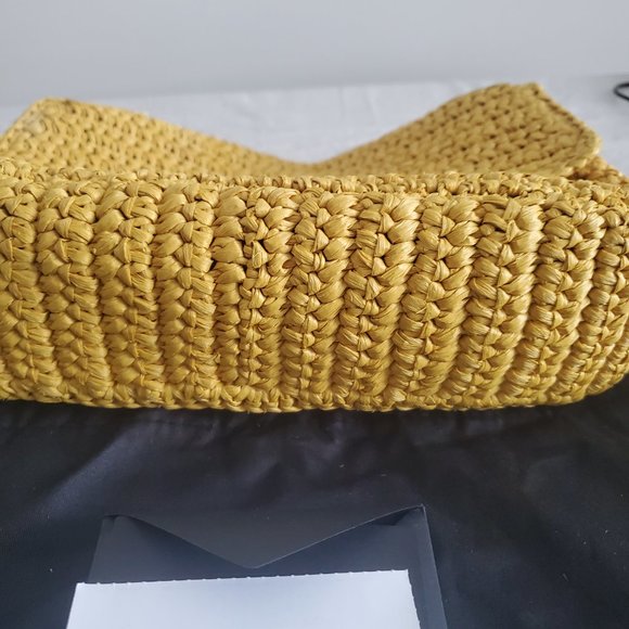 YSL Yves Saint Laurent - Picture 6 of 7